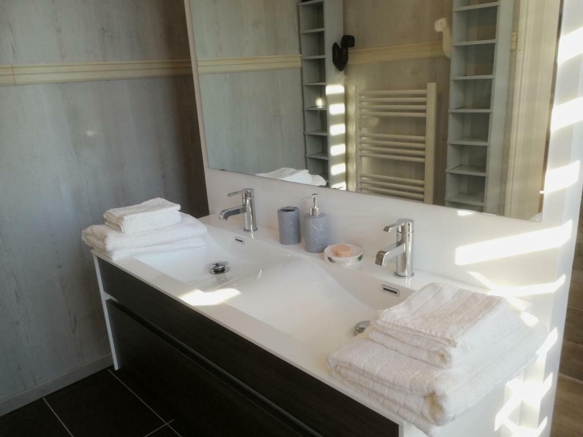 Chateau De Courmelois Champagne Guest House Val de Vesle ภายนอก รูปภาพ